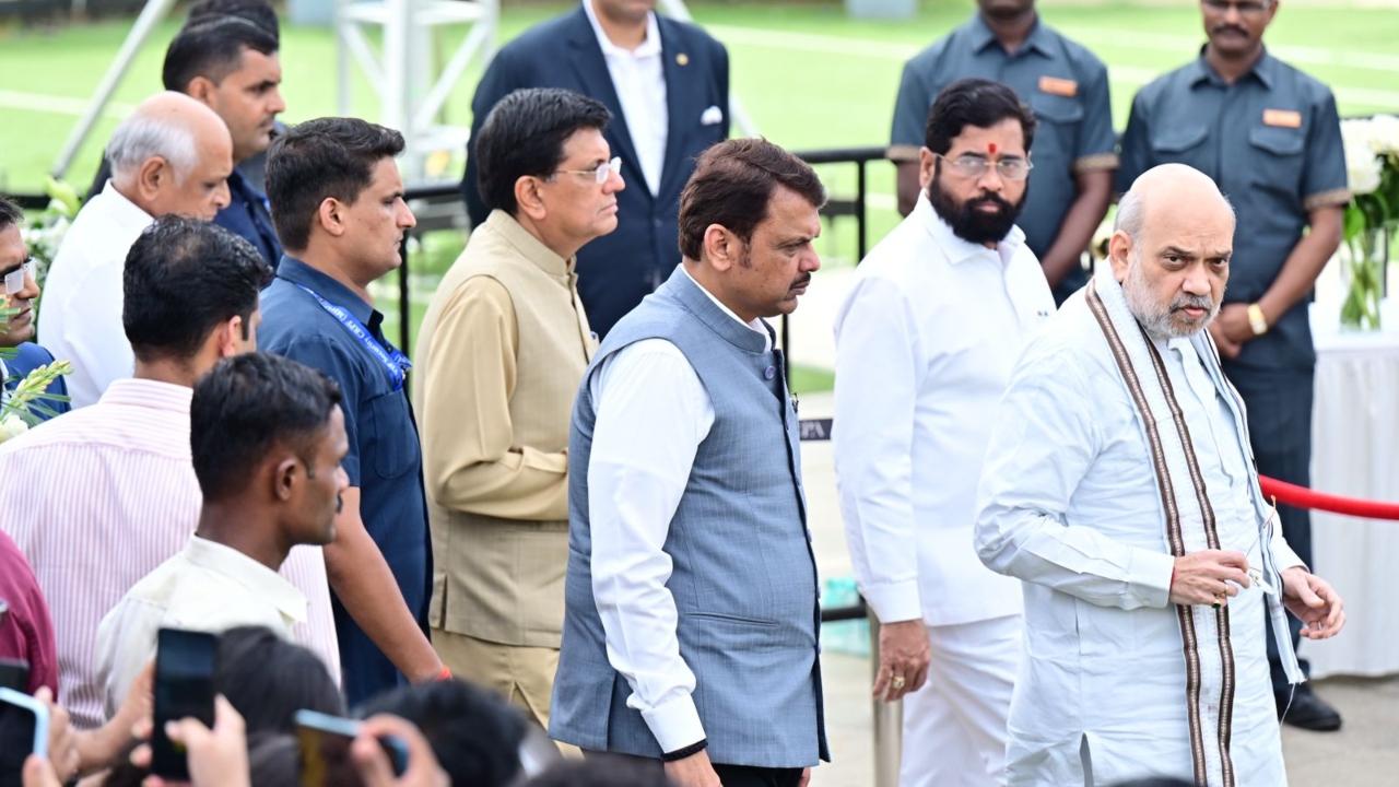 IN PHOTOS: Amit Shah, Uddhav Thackeray and others pay respects to Ratan Tata