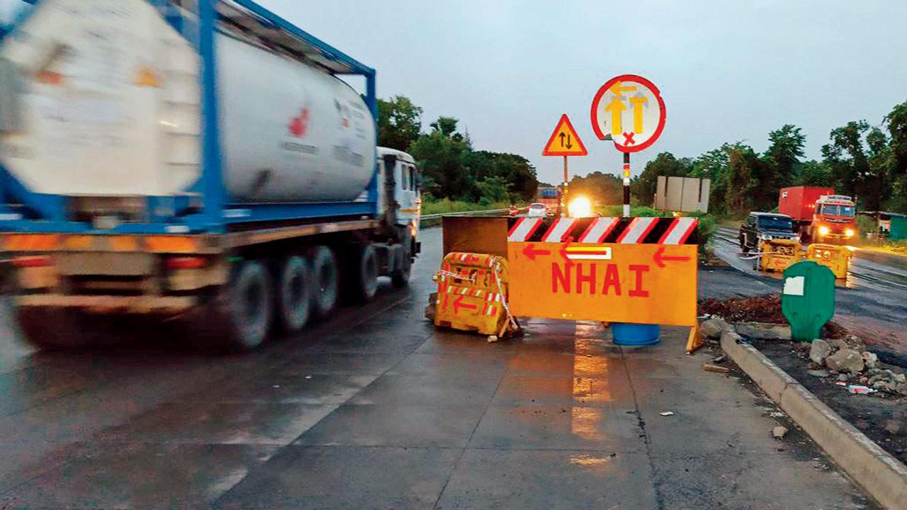 NHAI installs signage to avoid accidents on Mumbai-Ahmedabad highway